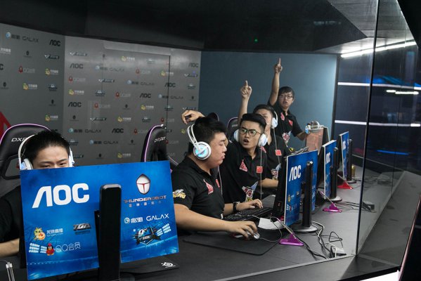 一位成功晋 一位成功晋