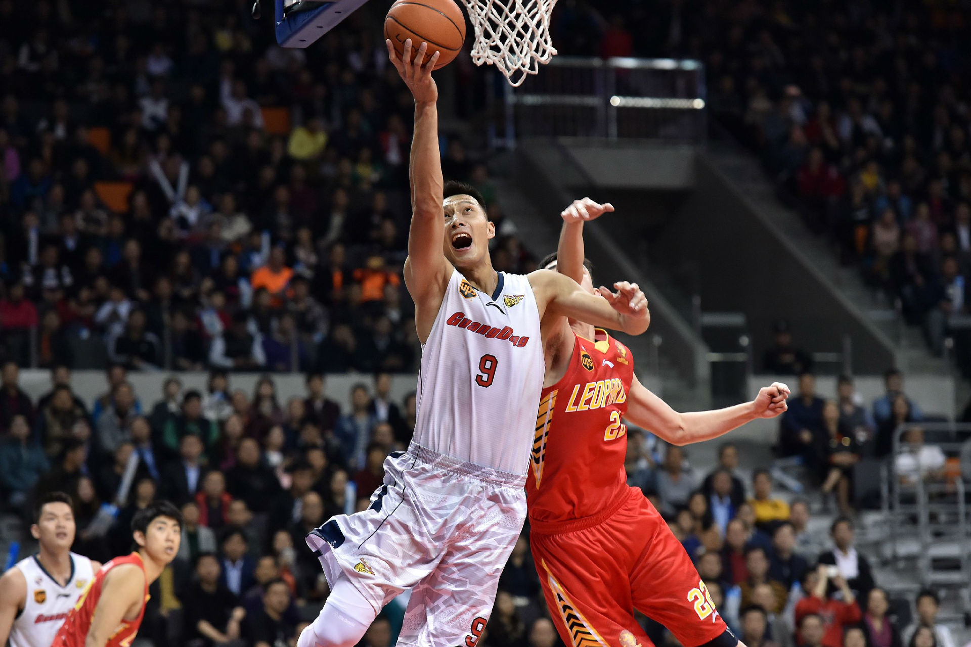 球跑动和防 球跑动和防