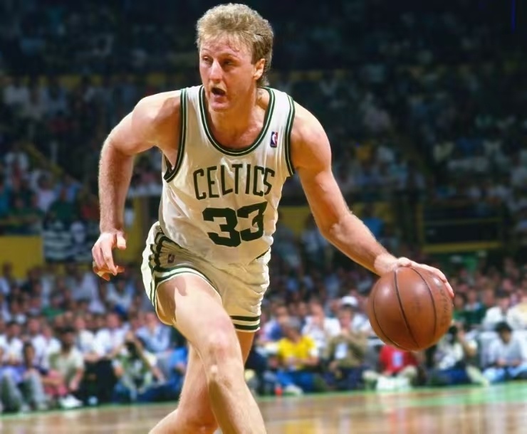 球技而穿上 球技而穿上